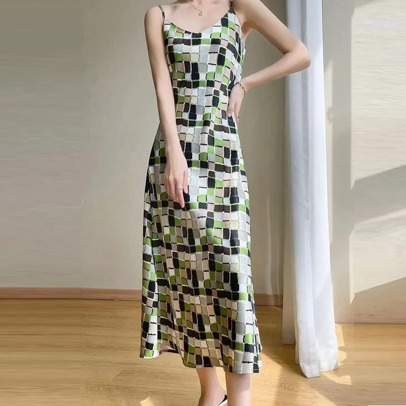 2023 New Acetic Acid Satin Silk Sling Dress Women's Long Sleeveless Off Shoulder Light Luxury Silk French Dress
2023 New Acetic Acid Satin Silk Sling Dress Women's Long Sleeveless Off Shoulder Light Luxury Silk French Dress