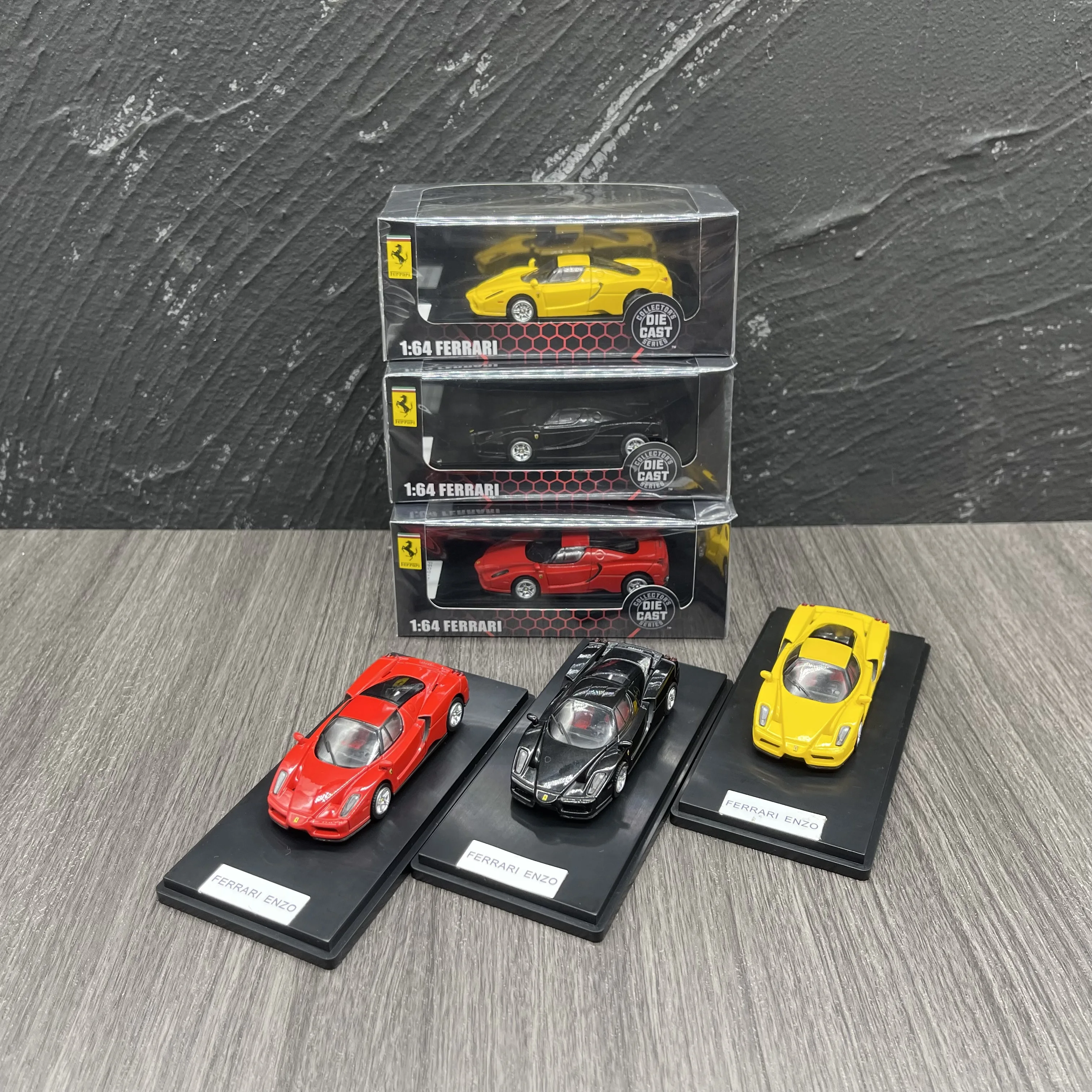 Mini Dream 1:64 Ferrari Enzo Alloy Car Model Kids Toy Gift Collection Ornaments 7cm Red Black yellow
Mini Dream 1:64 Ferrari Enzo Alloy Car Model Kids Toy Gift Collection Ornaments 7cm Red Black yellow