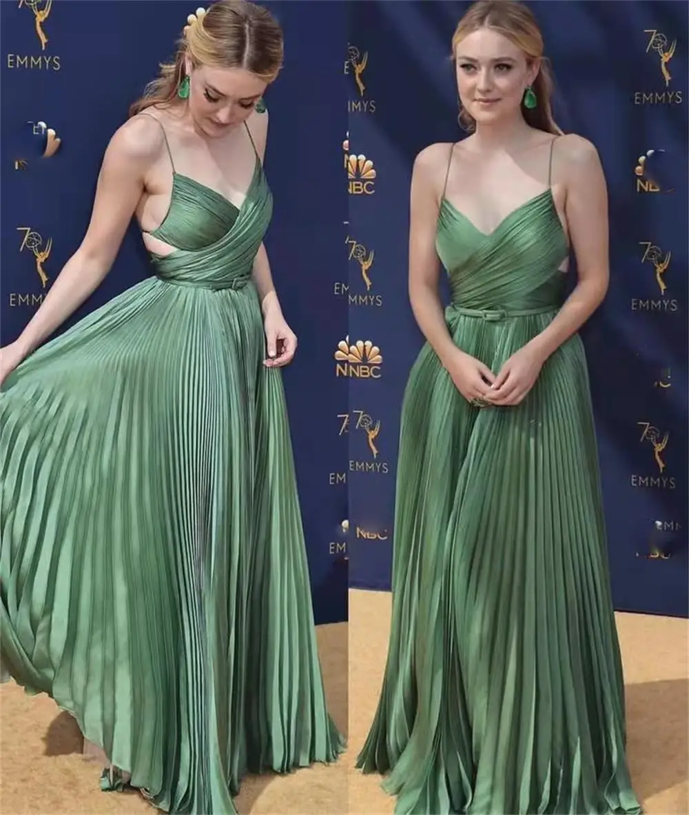 V Neck Evening Dresses Long Chiffon Spaghetti Straps A Line Formal Party Prom Gowns robes for Women
V Neck Evening Dresses Long Chiffon Spaghetti Straps A Line Formal Party Prom Gowns robes for Women