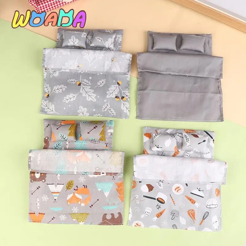 1Set 1:12 Dollhouse Mini Bed Sheet Quilt Pillow Four Piece Furniture Accessories For Doll House Bedding Bedroom Decor Kids Toys
1Set 1:12 Dollhouse Mini Bed Sheet Quilt Pillow Four Piece Furniture Accessories For Doll House Bedding Bedroom Decor Kids Toys