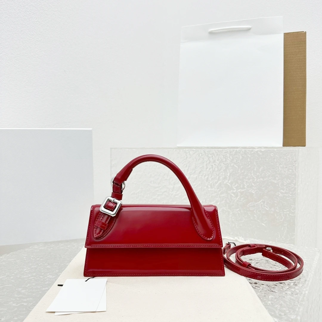 Original Design Brand One Shoulder Crossbody Hands Improve Quality Cowhide Small Square Bag for Women
Original Design Brand One Shoulder Crossbody Hands Improve Quality Cowhide Small Square Bag for Women