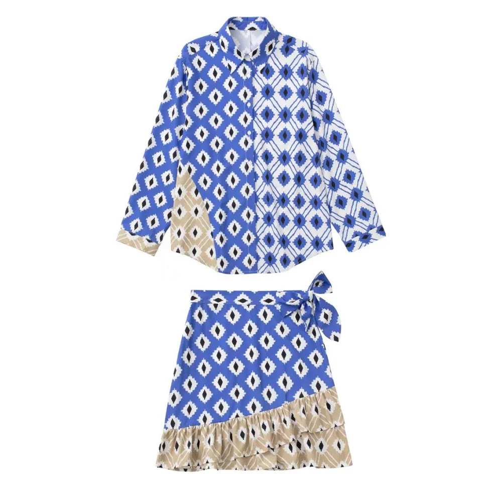 2022 Spring Women's New Fashion Printed Shirts Retro Lapel Long Sleeves Single Breasted Side Split Shirts Chic Blouse Women
2022 Spring Women's New Fashion Printed Shirts Retro Lapel Long Sleeves Single Breasted Side Split Shirts Chic Blouse Women