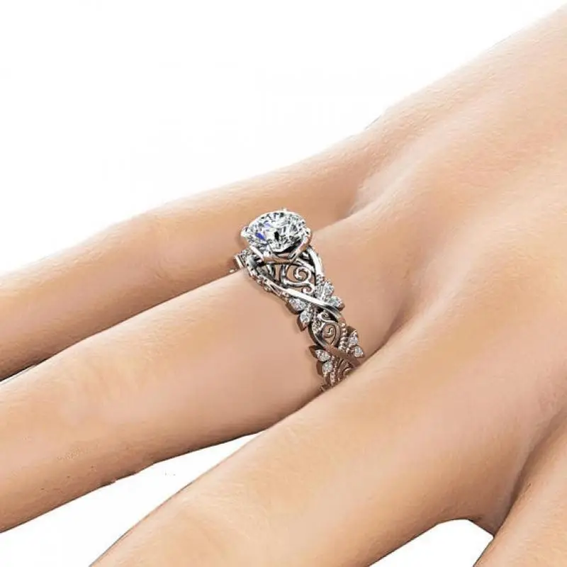 HOYON 2023 New Thorn Love Solitaire Solitaire Women's Ring 14K White Gold Hollow 925 Silver White Diamond Zircon Leaf Ring
HOYON 2023 New Thorn Love Solitaire Solitaire Women's Ring 14K White Gold Hollow 925 Silver White Diamond Zircon Leaf Ring