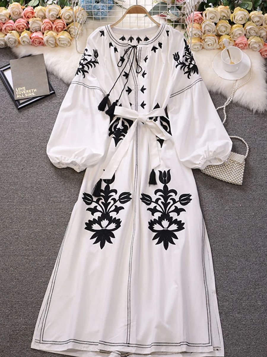 Bohemian Women Embroidered Long Dress Autumn Elegant Round Neck Puff Sleeve Tassel Lace-Up Loose Vestidos Black/Yellow/White New
Bohemian Women Embroidered Long Dress Autumn Elegant Round Neck Puff Sleeve Tassel Lace-Up Loose Vestidos Black/Yellow/White New