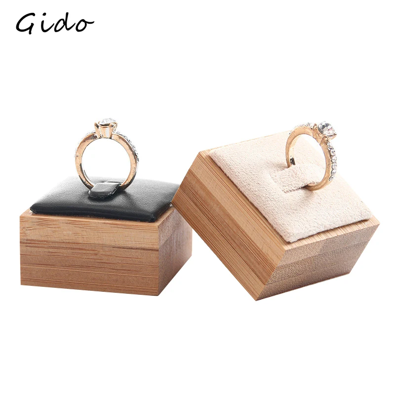 1Pc Natural Bamboo Ring Jewelry Display Stand Fashion Diamond Bague Storage Holder PU Clip Anillo Organizer Prop Rack
1Pc Natural Bamboo Ring Jewelry Display Stand Fashion Diamond Bague Storage Holder PU Clip Anillo Organizer Prop Rack