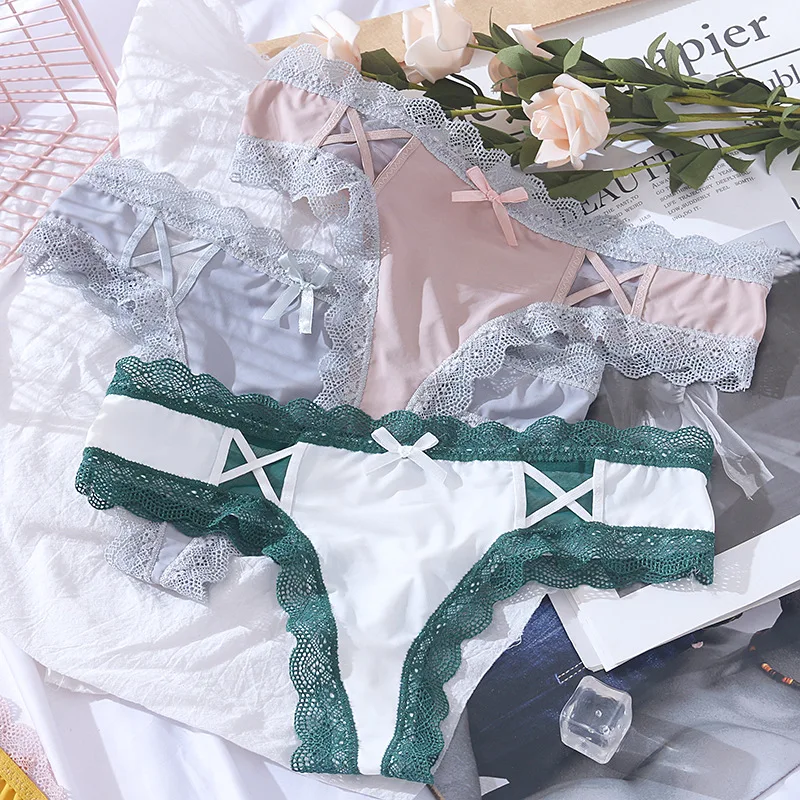 European Style Sexy Thong Sexy Lace Panties Fashion Ice Comfort G-String Low Waist Seamless Underpants Female Sexy Lingerie
European Style Sexy Thong Sexy Lace Panties Fashion Ice Comfort G-String Low Waist Seamless Underpants Female Sexy Lingerie
