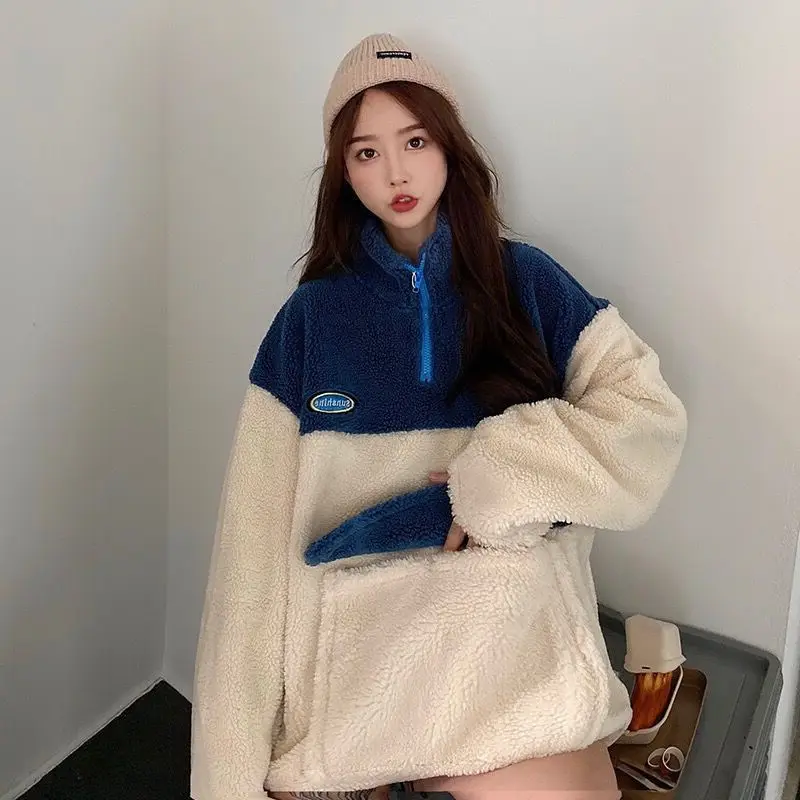 Autumn and Winter New Lazy Style Korean Version Lamb Wool Loose and Simple Stitching Plus Velvet Thick Thick Warm Sweater
Autumn and Winter New Lazy Style Korean Version Lamb Wool Loose and Simple Stitching Plus Velvet Thick Thick Warm Sweater
