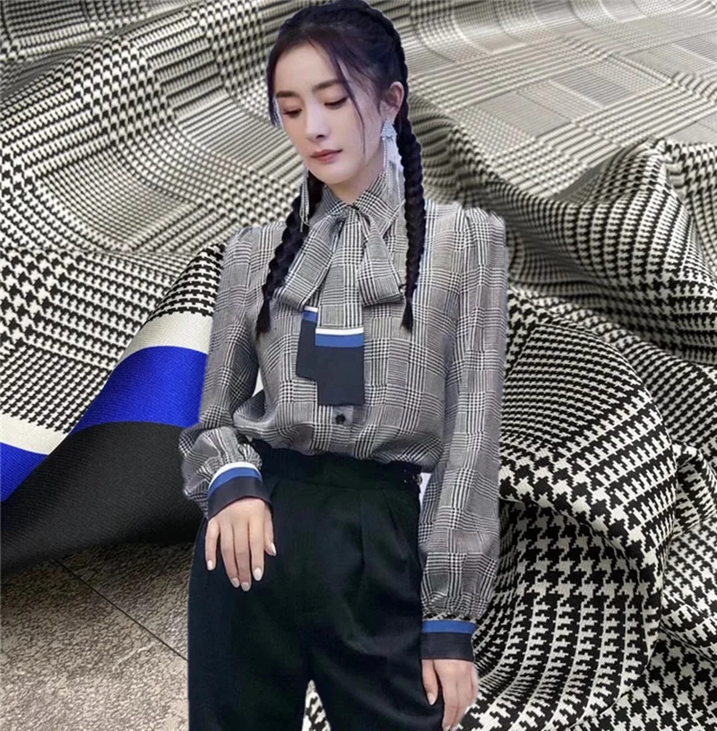 Fashion D Home Classic Black and White Houndstooth Stretch Twill Silk Fabric High-end Garment Sewing Textile Fabric Designer
Fashion D Home Classic Black and White Houndstooth Stretch Twill Silk Fabric High-end Garment Sewing Textile Fabric Designer