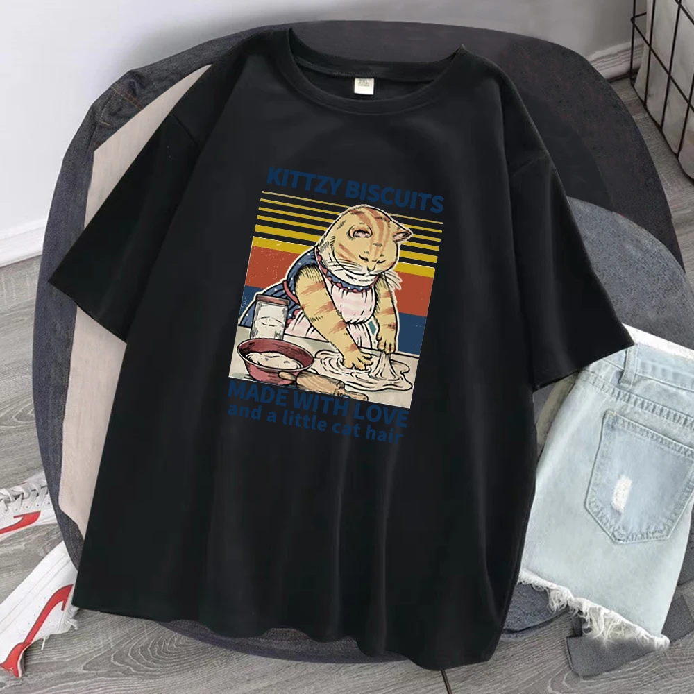 Kittzy Biscuits Made With Love And A Little Cat Hair Summer Fashion Casual Round Neck Men's and Women's T-shirt
Kittzy Biscuits Made With Love And A Little Cat Hair Summer Fashion Casual Round Neck Men's and Women's T-shirt