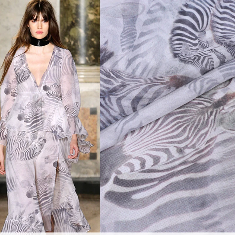 New Silk Chiffon Printed Silk Fabric Thin Mulberry Silk Fashion Custom Clothing Zebra Dress Hanfu Fabrics Per Meter Summer
New Silk Chiffon Printed Silk Fabric Thin Mulberry Silk Fashion Custom Clothing Zebra Dress Hanfu Fabrics Per Meter Summer