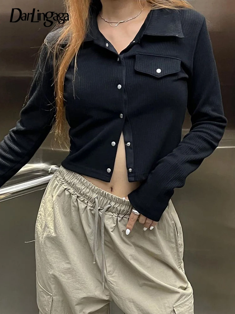 Darlingaga Korean Fashion Slim Black Knitted Women T-shirts Pocket Buttons Basic Top Tee Solid Casual Autumn Cropped Shirt Chic 
Darlingaga Korean Fashion Slim Black Knitted Women T-shirts Pocket Buttons Basic Top Tee Solid Casual Autumn Cropped Shirt Chic