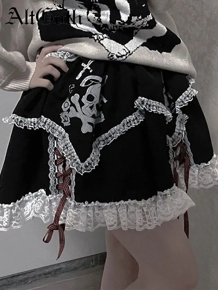 AltGoth Cyberpunk Gothic Y2k Lolita Skirt Women Vintage Street Skull Print Lace Patchwork High Waist Cake Skirt Cosplay Clubwear
AltGoth Cyberpunk Gothic Y2k Lolita Skirt Women Vintage Street Skull Print Lace Patchwork High Waist Cake Skirt Cosplay Clubwear