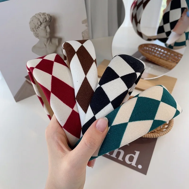 Simple Retro Checkerboard Headband Temperament Net Red High Skull Top Sponge Headband Pressure Hair Accessories for Women
Simple Retro Checkerboard Headband Temperament Net Red High Skull Top Sponge Headband Pressure Hair Accessories for Women