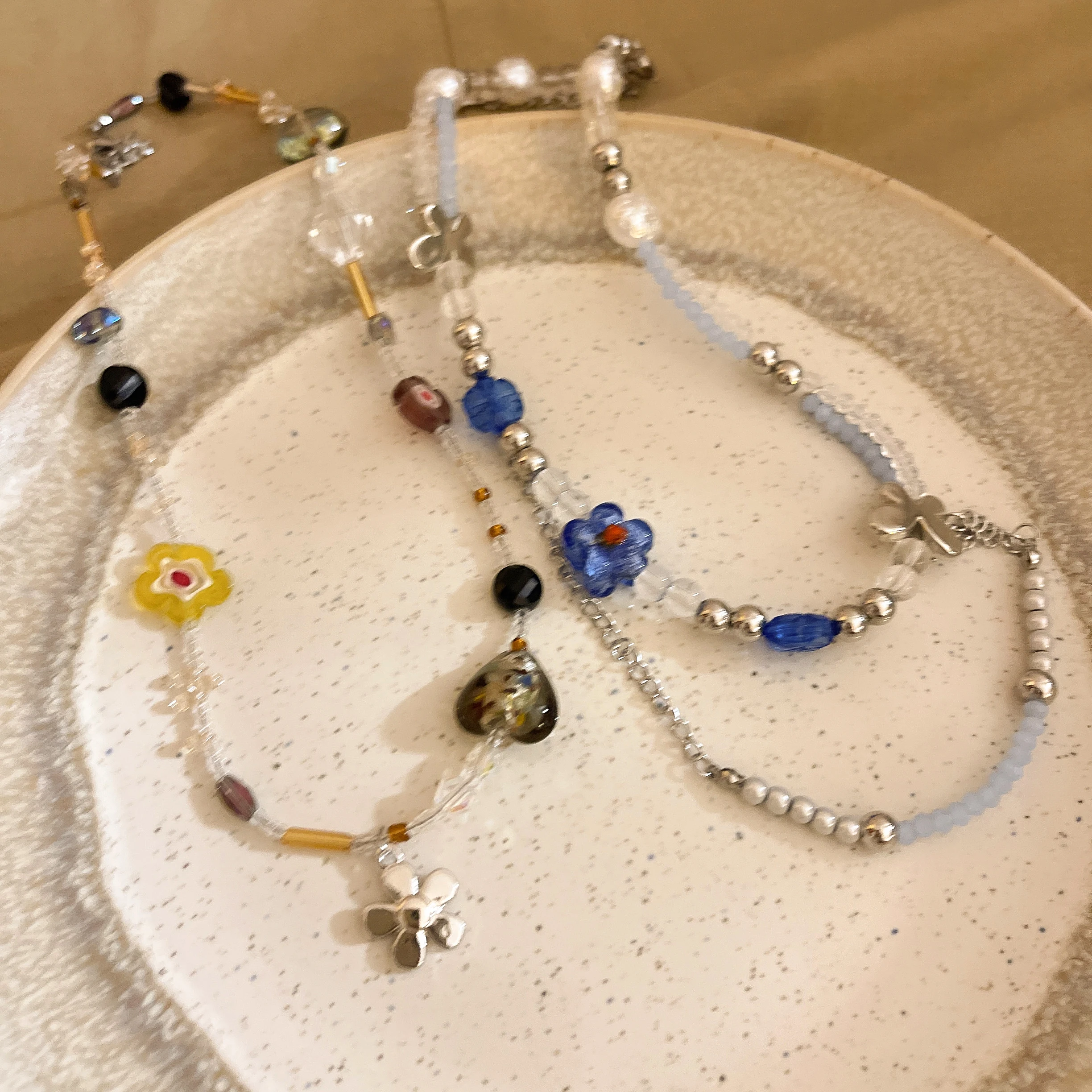 Vintage Multi-Element Crystal Love Necklace Women's Light Luxury Niche High-End Colorful Beaded Accessories Free Shipping
Vintage Multi-Element Crystal Love Necklace Women's Light Luxury Niche High-End Colorful Beaded Accessories Free Shipping