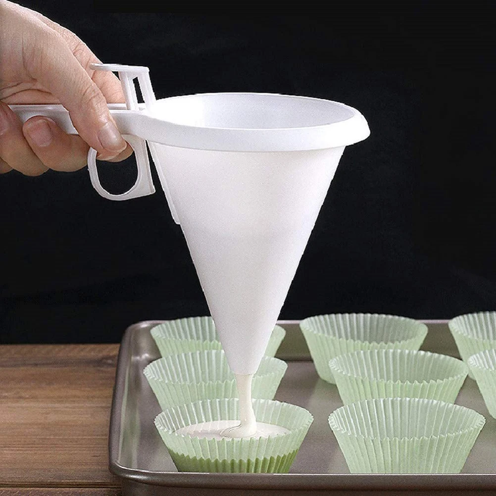 Adjustable Handmade Cupcake Chocolate Buttercream Sugar Dough Funnel Baking Tools Pastry Cream Cookies Pancake Maker Tools
Adjustable Handmade Cupcake Chocolate Buttercream Sugar Dough Funnel Baking Tools Pastry Cream Cookies Pancake Maker Tools