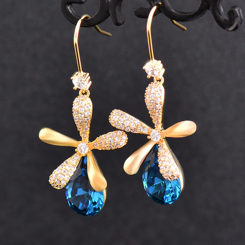 SINLEERY New 2021 Big Blue Cubic Zirconia Hanging Earring Gold Color Flowers Unusual Earrings 2022 Women Valentines ES028 SSP
SINLEERY New 2021 Big Blue Cubic Zirconia Hanging Earring Gold Color Flowers Unusual Earrings 2022 Women Valentines ES028 SSP