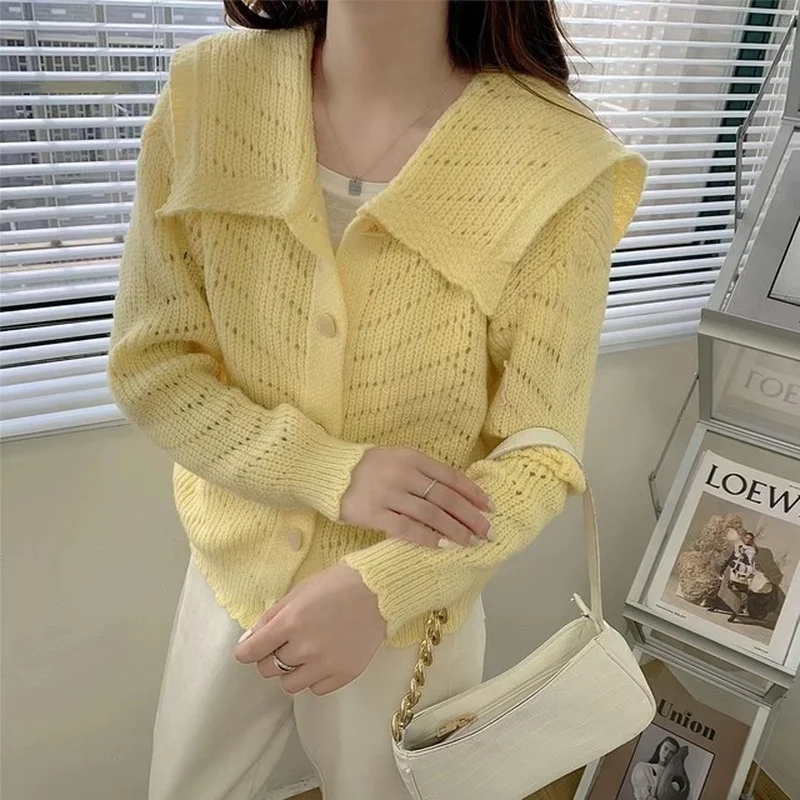 2021 Women Vintage Yellow Cardigan Knitted Sweater Pink Fashion Sweet Girl Button Lapel Collar Long Sleeve Casual Outerwear Tops
2021 Women Vintage Yellow Cardigan Knitted Sweater Pink Fashion Sweet Girl Button Lapel Collar Long Sleeve Casual Outerwear Tops