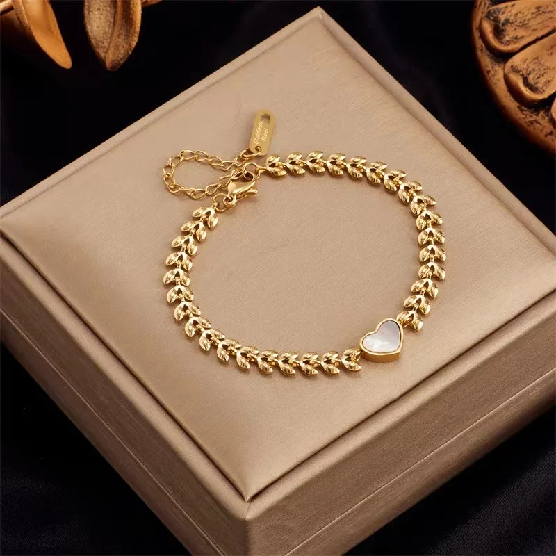 18K Gold Plated Cute Shell Heart Love Charm Bracelet For Women Metal Stainless Steel Morden Chain Bangle Luxury Cuff Jewelry
18K Gold Plated Cute Shell Heart Love Charm Bracelet For Women Metal Stainless Steel Morden Chain Bangle Luxury Cuff Jewelry