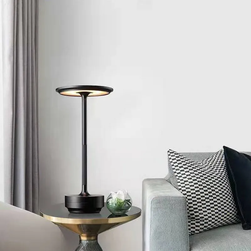 Table lamp for bedroom rechargeable LED bedroom night lamp crystal desk lamp Restaurant decoration lamp
Table lamp for bedroom rechargeable LED bedroom night lamp crystal desk lamp Restaurant decoration lamp