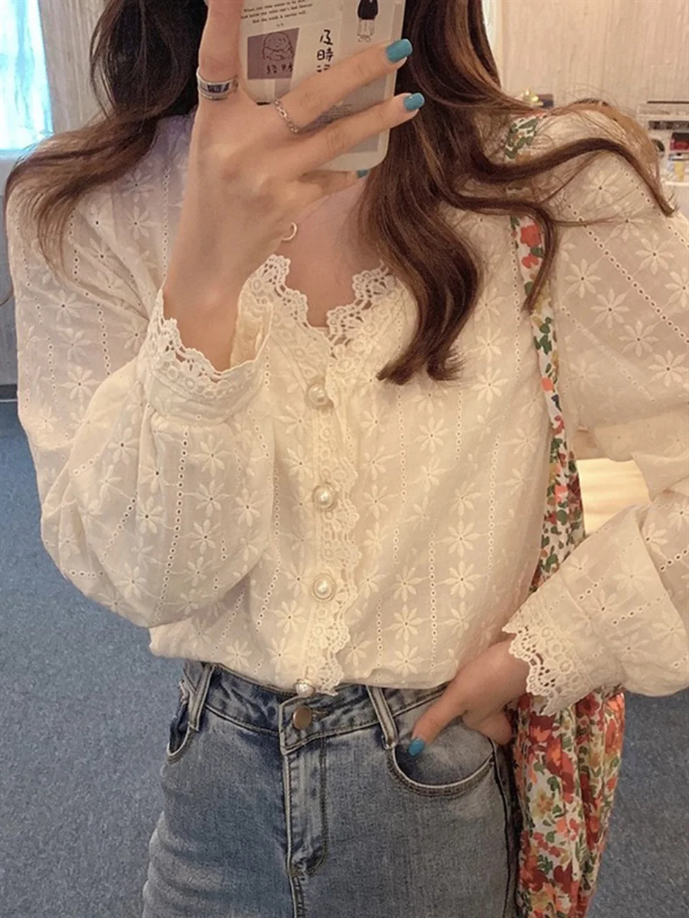 Women's Fashion Lace Shirts Ladies Full Sleeve Tops And Blouses
Women's Fashion Lace Shirts Ladies Full Sleeve Tops And Blouses