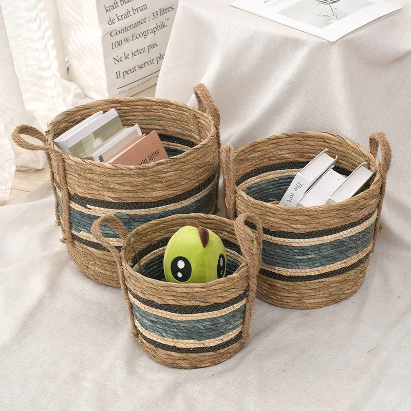 Pastoral Style Straw Storage Basket Hand-woven Storage Basket with Handle Dirty Clothes Basket Kitchen Accessories Home Decor
Pastoral Style Straw Storage Basket Hand-woven Storage Basket with Handle Dirty Clothes Basket Kitchen Accessories Home Decor