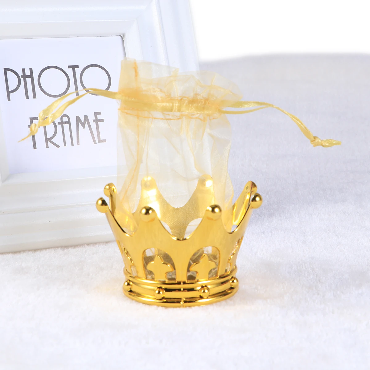 10/12/15/24pcs Golden Crown Shape Candy Bag Wedding party Yarn Drawstring Gift Bag Favor Pouches Treats Pouches Table Decoration
10/12/15/24pcs Golden Crown Shape Candy Bag Wedding party Yarn Drawstring Gift Bag Favor Pouches Treats Pouches Table Decoration