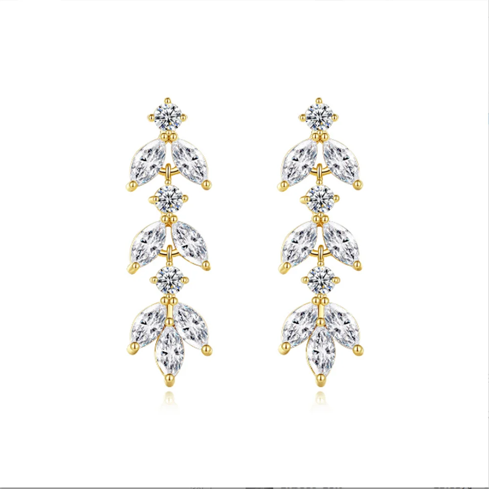 Grier Shiny Leaf Bridal Zircon Earrings High Quality White Crystal Stud Earring For Women Wedding Party Wearing Birthday Jewelry
Grier Shiny Leaf Bridal Zircon Earrings High Quality White Crystal Stud Earring For Women Wedding Party Wearing Birthday Jewelry