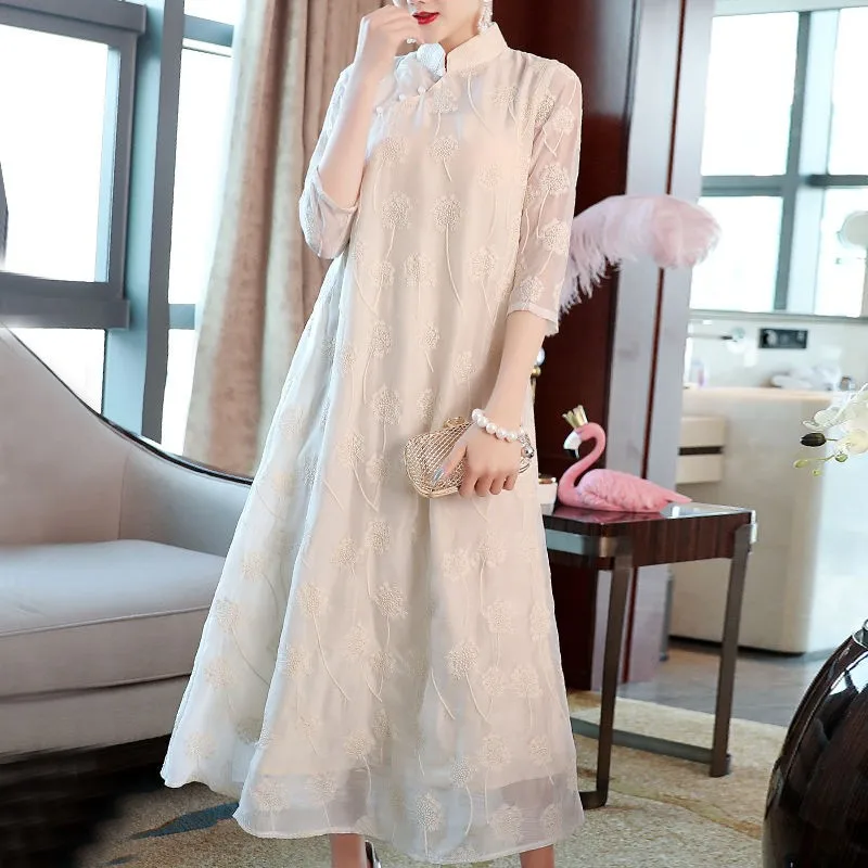 Elegant Embroidery Dresses Hanfu Skirt Women's Spring Cheongsam Dress Modern 2022 Improved Qipaos Retro Literary Chinese Style 
Elegant Embroidery Dresses Hanfu Skirt Women's Spring Cheongsam Dress Modern 2022 Improved Qipaos Retro Literary Chinese Style