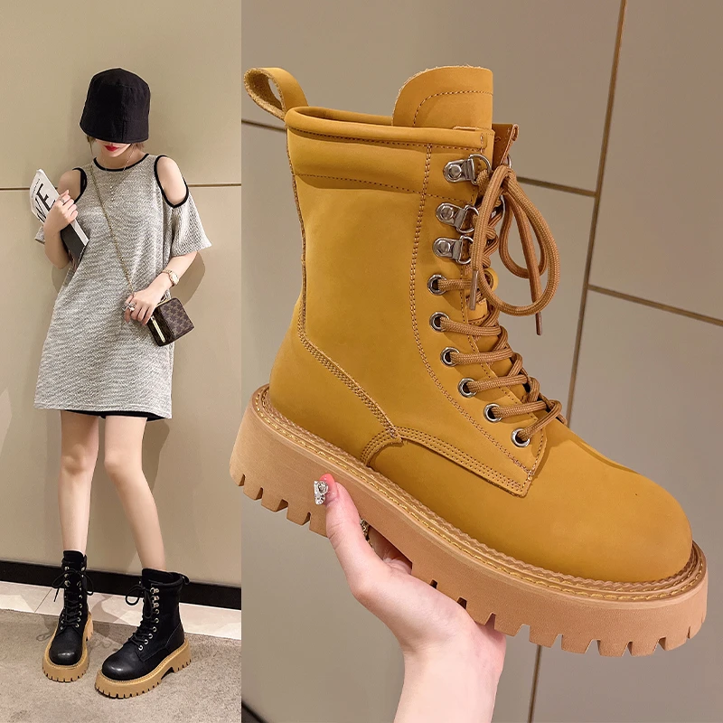 2022 New Popular Women Boots Women's Summer Rhubarb Boots Thin Thick-soled Leather Boots All-match Street Short Boots Women
2022 New Popular Women Boots Women's Summer Rhubarb Boots Thin Thick-soled Leather Boots All-match Street Short Boots Women