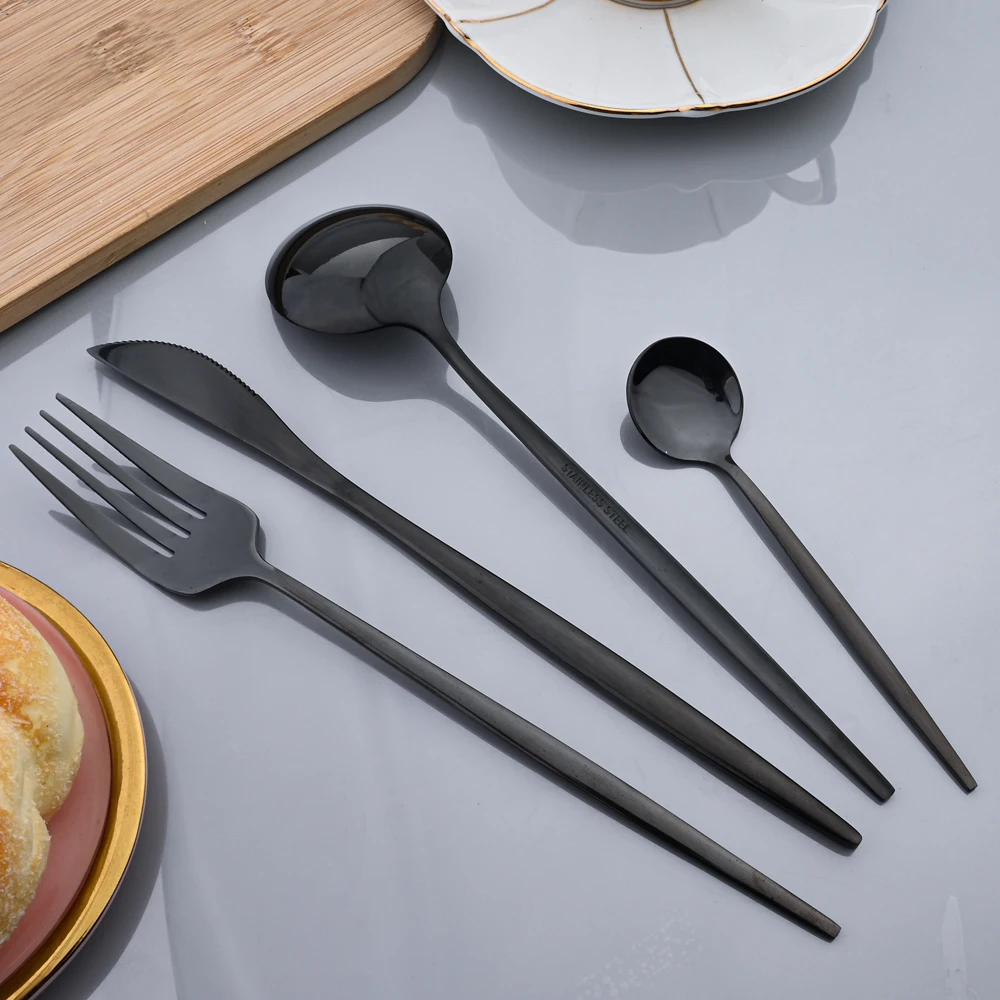 Набор столовых приборов из нержавеющей стали, 24 шт. 
Набор столовых приборов из нержавеющей стали, 24 шт.