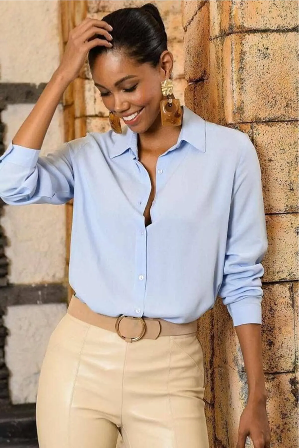SOLID COLOR WRITING vison FABRIC BASIC SHIRT ICE BLUE BLUE PRETTY AND CHAPE women's Blouses 96429572
SOLID COLOR WRITING vison FABRIC BASIC SHIRT ICE BLUE BLUE PRETTY AND CHAPE women's Blouses 96429572