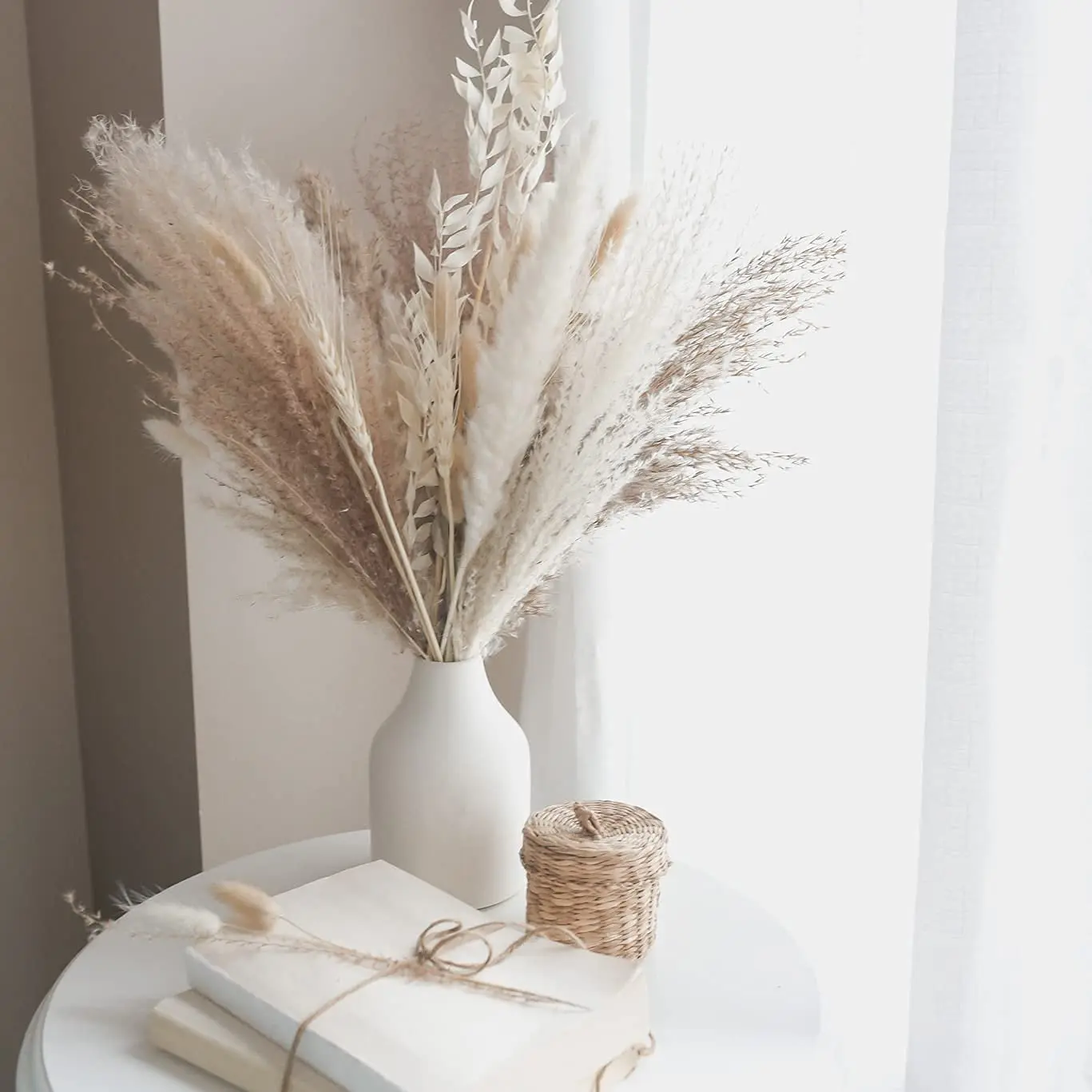 Real Natural Dried Pampas Grass Bouquet,Boho Home Decor Bouquet, Dry Pampas For Wedding Party Decoration DIY Photo Props Gifts
Real Natural Dried Pampas Grass Bouquet,Boho Home Decor Bouquet, Dry Pampas For Wedding Party Decoration DIY Photo Props Gifts