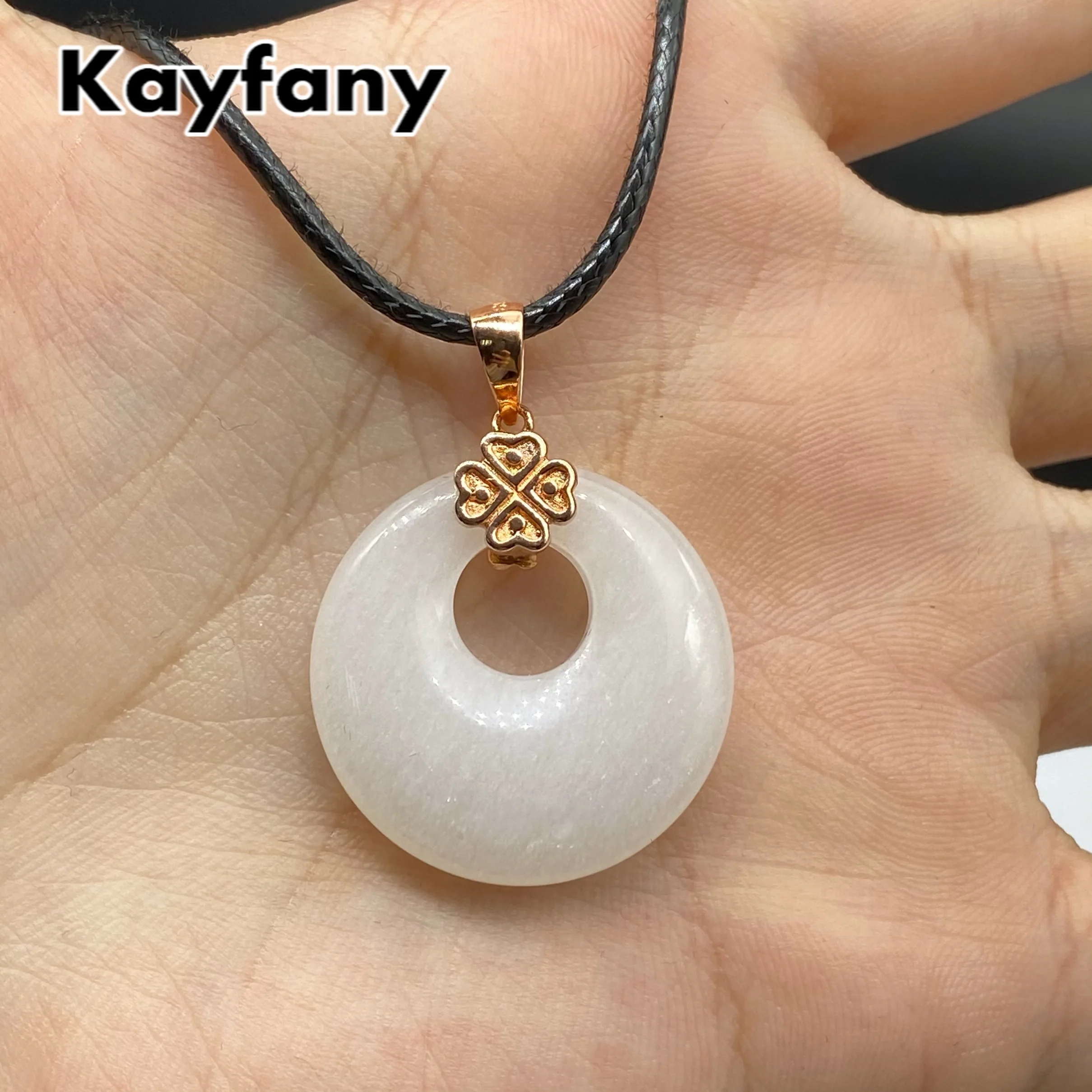 Natural White Jade Round Circle Necklace Transparent White Jade Silver Pendant Necklace Generous Jewelry Gift for Woman
Natural White Jade Round Circle Necklace Transparent White Jade Silver Pendant Necklace Generous Jewelry Gift for Woman