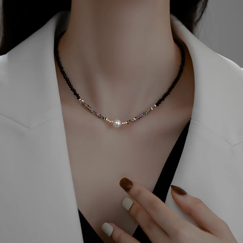 New in Natural Stone Necklace for Women Black Spinel Freshwater Ethnic Pearl Choker Crystal Beads Chain Choker Trend Jewelry
New in Natural Stone Necklace for Women Black Spinel Freshwater Ethnic Pearl Choker Crystal Beads Chain Choker Trend Jewelry