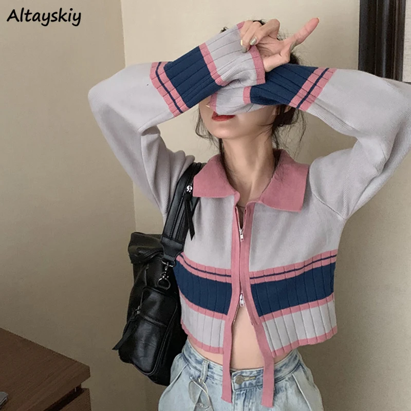 Cropped Cardigans Women Sweet Patchwork Sweaters Ulzzang Streetwear Long Sleeve Chic Outwear All-match Double Zipper Casual Tops
Cropped Cardigans Women Sweet Patchwork Sweaters Ulzzang Streetwear Long Sleeve Chic Outwear All-match Double Zipper Casual Tops