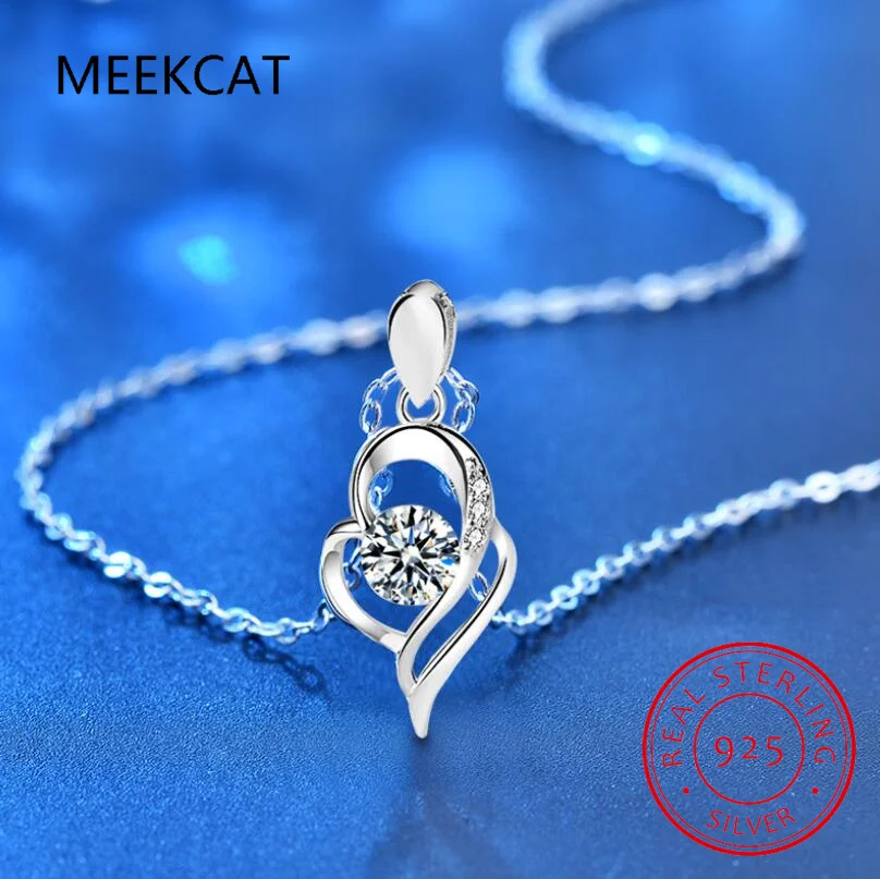 925 Silver Pendant 1 Carat Moissanite Necklace Women Fashion Heart Pendant Wedding Jewelry 
925 Silver Pendant 1 Carat Moissanite Necklace Women Fashion Heart Pendant Wedding Jewelry