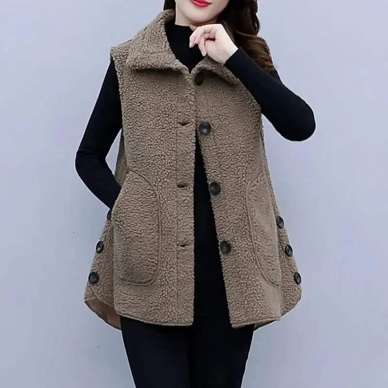 2023 New Autumn/Winter Lamb Fleece Waistcoat Jacket 5xl Women's Thicken Sleeveless Coat Single breasted Warm Casual Vest Tops
2023 New Autumn/Winter Lamb Fleece Waistcoat Jacket 5xl Women's Thicken Sleeveless Coat Single breasted Warm Casual Vest Tops