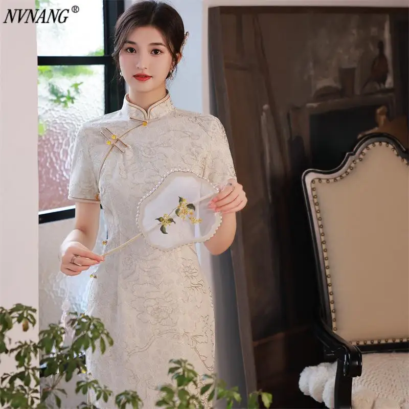 Nvnang Chinese Cheongsam, Spring and Summer Side Eight-Button Compound Lace Long Cheongsam Dress Fresh Literary Young Girls
Nvnang Chinese Cheongsam, Spring and Summer Side Eight-Button Compound Lace Long Cheongsam Dress Fresh Literary Young Girls