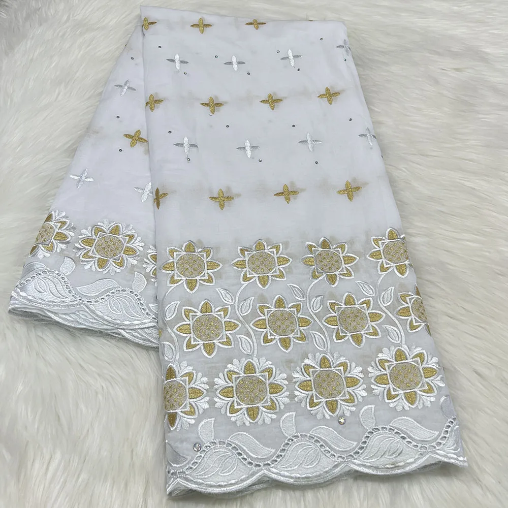 Flower Pattern Embroidery Cotton Lace Fabric 2022 Ney Arrival Drawn Work Edge With Hot Drilling Textile For Sewing Dress 02C11
Flower Pattern Embroidery Cotton Lace Fabric 2022 Ney Arrival Drawn Work Edge With Hot Drilling Textile For Sewing Dress 02C11