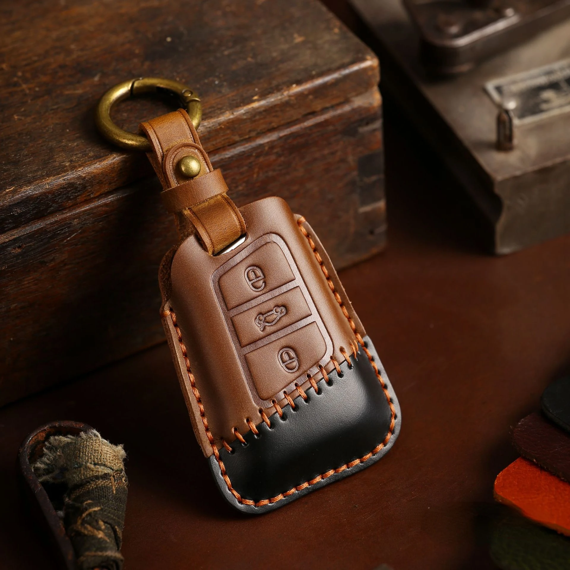 Car Key Cover Case for Volkswagen Passat VW New Magotan B8 B7 330
Car Key Cover Case for Volkswagen Passat VW New Magotan B8 B7 330