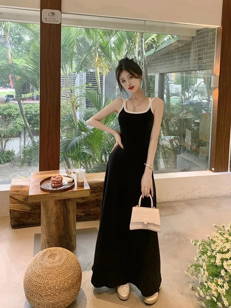 French Temperament Strap Dress Women's Summer Sexy Cute Backless Party Black Long Dresses Sleeveless Slim Patchwork A-Line Skirt
French Temperament Strap Dress Women's Summer Sexy Cute Backless Party Black Long Dresses Sleeveless Slim Patchwork A-Line Skirt
