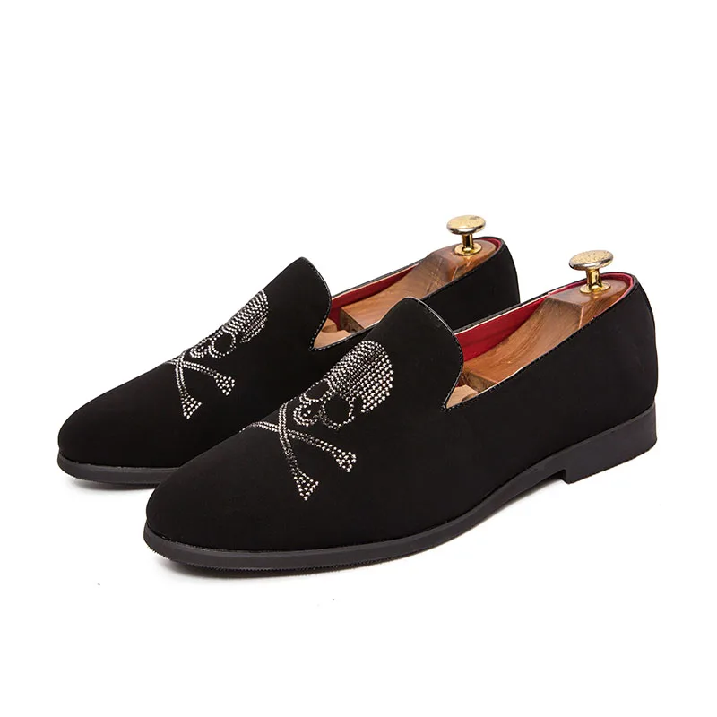 Men Suede Leather Loafers Casual Metal Skull Decoration Moccasins Oxfords Shoe Party Nightclub Footwear Slip-On Driving Flats 39
Men Suede Leather Loafers Casual Metal Skull Decoration Moccasins Oxfords Shoe Party Nightclub Footwear Slip-On Driving Flats 39