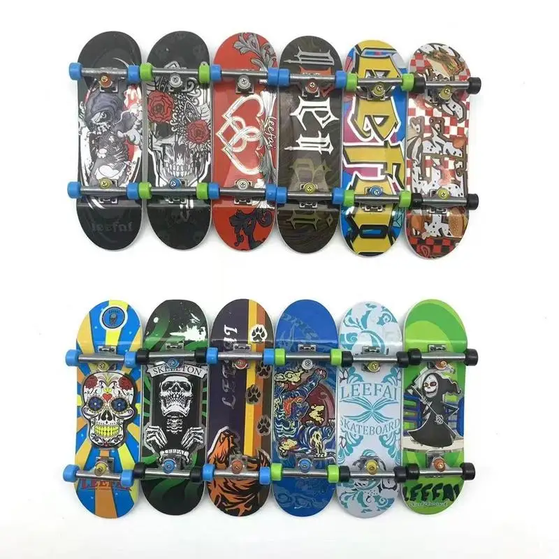 Finger Skateboards Mini Skateboard Educational Toys Alloy Stent Party Favors Novelty Toys for Kids Boys Girls Party Favors Gifts
Finger Skateboards Mini Skateboard Educational Toys Alloy Stent Party Favors Novelty Toys for Kids Boys Girls Party Favors Gifts