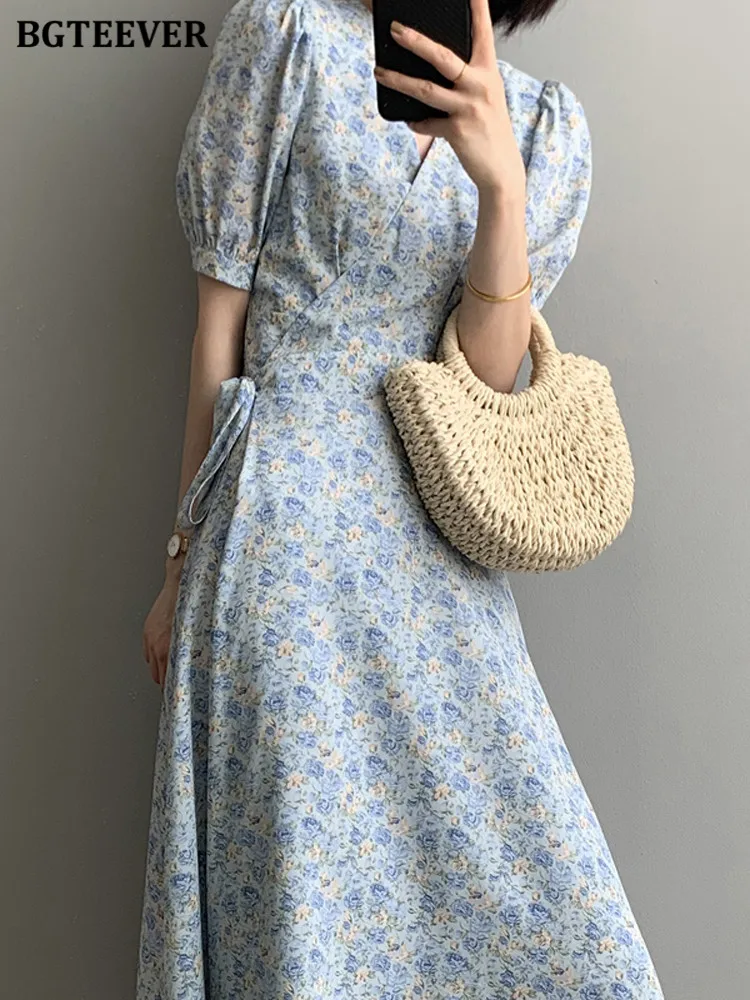 BGTEEVER Spring Summer V-neck Lace-up Women Floral Dress Elegant Puff Sleeve Slim Waist One Piece Female A-line Dress 2022
BGTEEVER Spring Summer V-neck Lace-up Women Floral Dress Elegant Puff Sleeve Slim Waist One Piece Female A-line Dress 2022