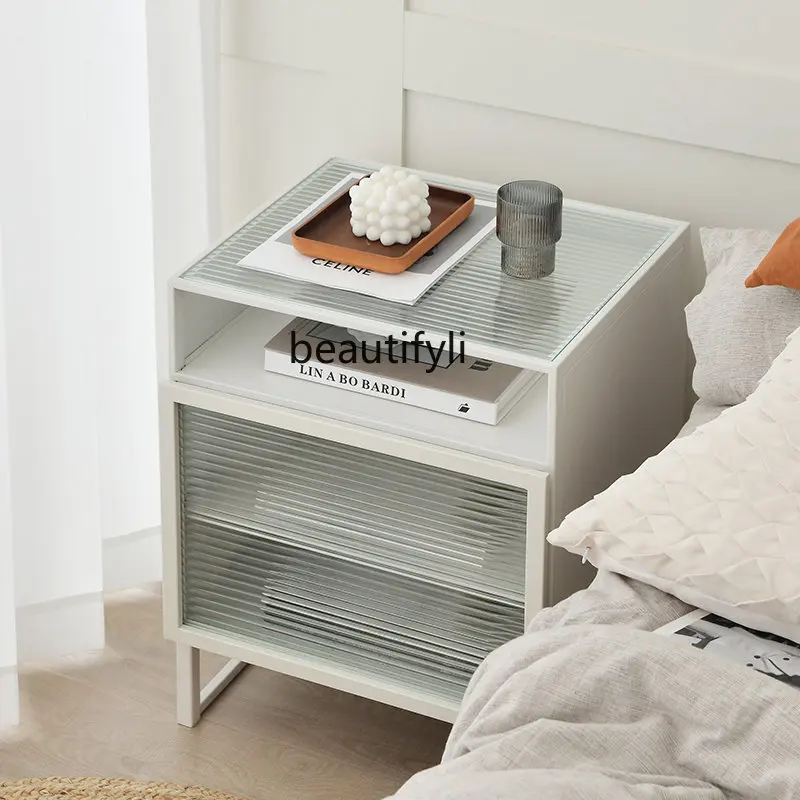 zqNordic Light Luxury Iron Bedside Table Modern Minimalist Bedroom Bedside Cabinet Home Storage Rack Side Table
zqNordic Light Luxury Iron Bedside Table Modern Minimalist Bedroom Bedside Cabinet Home Storage Rack Side Table