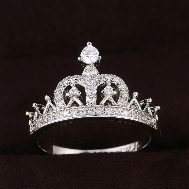 Classical Temperament Ladies Princess Crown Ring Fashion Elegant Cocktail Party Jewelry Bridal Wedding Accessories
Classical Temperament Ladies Princess Crown Ring Fashion Elegant Cocktail Party Jewelry Bridal Wedding Accessories