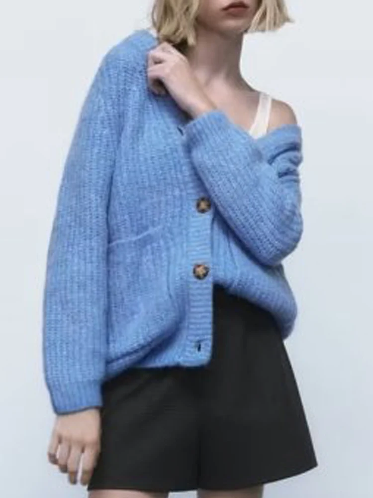 Kumsvag 2022 Autumn Winter Women Knitting Cardigan Sweaters Coats Fashion Loose Solid V-Neck Female Casual Street Sweater
Kumsvag 2022 Autumn Winter Women Knitting Cardigan Sweaters Coats Fashion Loose Solid V-Neck Female Casual Street Sweater