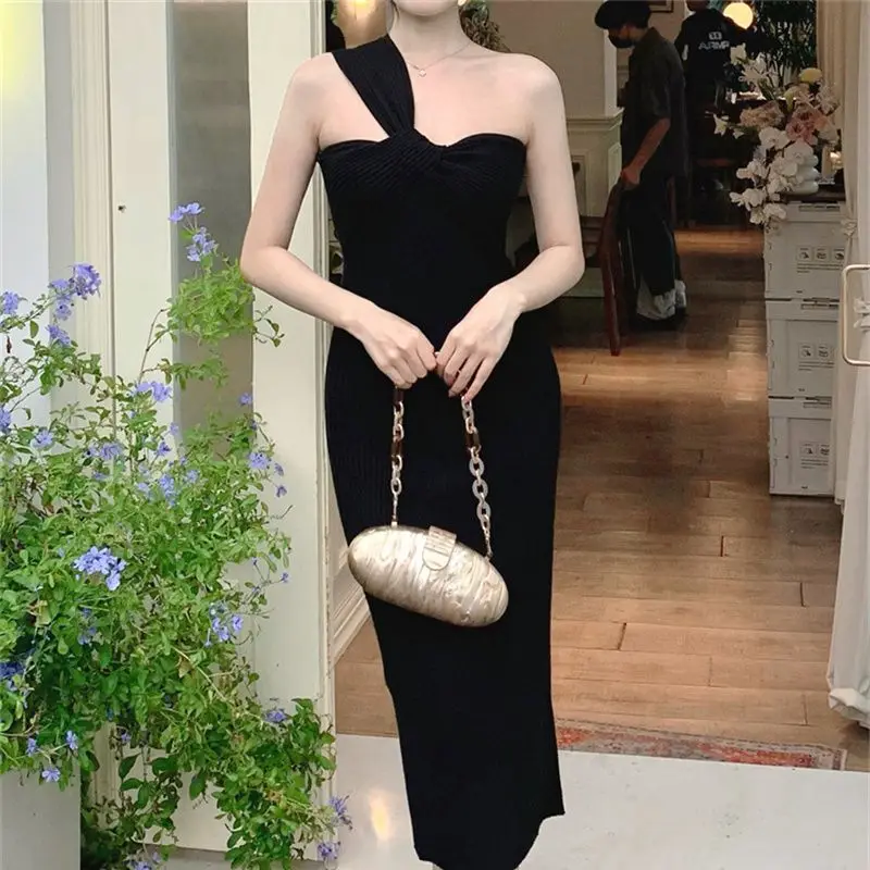 French Elegant Off Shoulder Backless Ruched Skinny Robe 2023 Women Party Evening Clothing Asymmetrical Midi Knitted Dress P577
French Elegant Off Shoulder Backless Ruched Skinny Robe 2023 Women Party Evening Clothing Asymmetrical Midi Knitted Dress P577