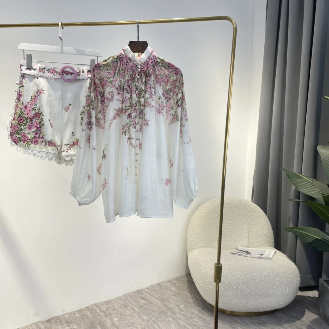 2022 Summer Hemp Pink Floral Print Gradient Half Circle String Loose Blouse High Waist Short with Belt White Matching Woman Set
2022 Summer Hemp Pink Floral Print Gradient Half Circle String Loose Blouse High Waist Short with Belt White Matching Woman Set