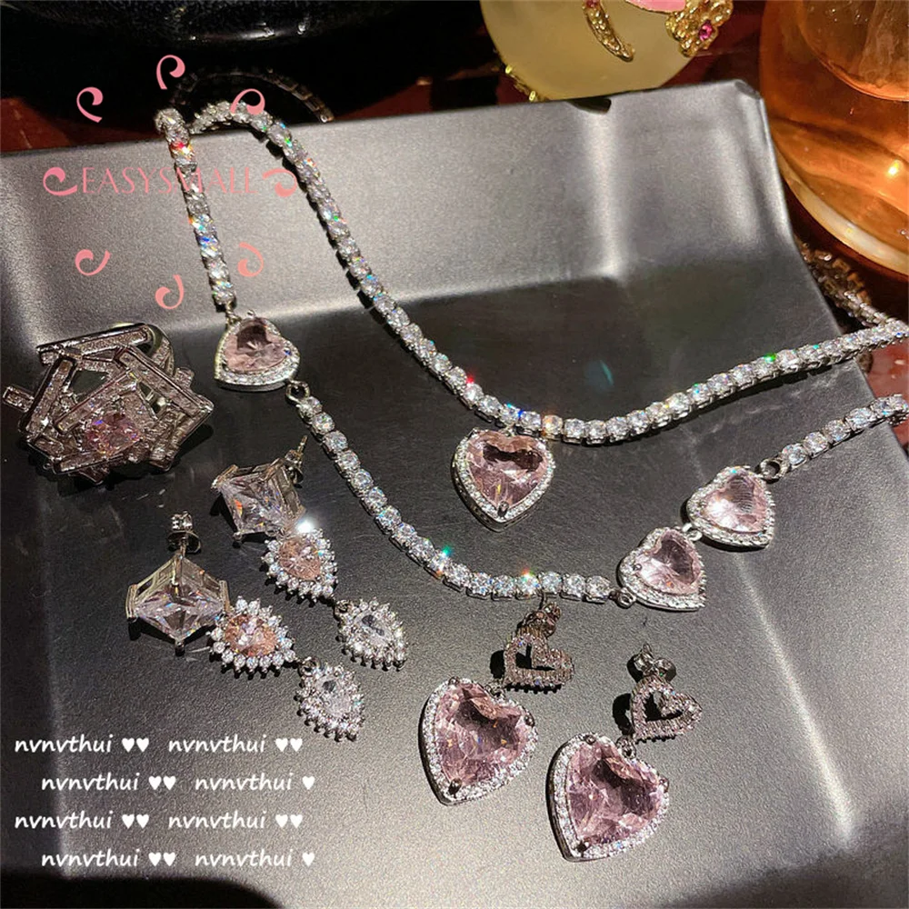 Shining Pink Love Gem Necklace Designer Plated 18K Gold Grape Purple Heart Zircon Wing Opal Necklace
Shining Pink Love Gem Necklace Designer Plated 18K Gold Grape Purple Heart Zircon Wing Opal Necklace